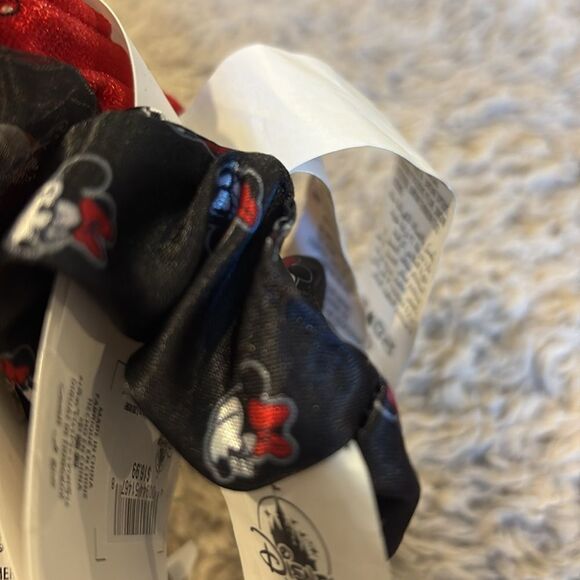 Disney Black and Red Hair Scrunchies - Picture 3 of 4